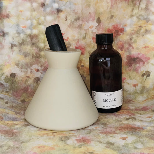 Mousse Charcoal Reed Diffuser